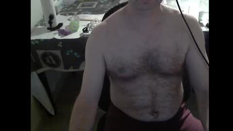 Snapshot of guess91 chatting on 10/28/25, 07:16 Guess91 online show from 10/28/25, 07:16