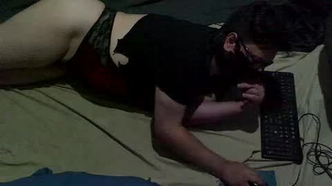 gugaboy2 online show from 12/17/25, 01:44