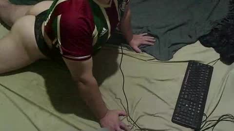 gugaboy2 online show from 02/10/26, 07:23