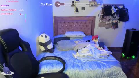 Hello Im Julieta Im 25 years old welcome to my room have fun and be happy. online show from 03/10/25, 10:04