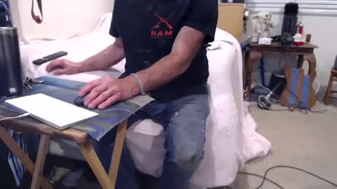 Snapshot of guitarsexgod2 chatting on 04/07/26, 08:37 guitarsexgod2 online show from 04/07/26, 08:37