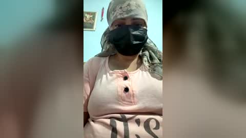 Snapshot of gurleen_kaur69 chatting on 06/17/26, 10:17 gurleen_kaur69 online show from 06/17/26, 10:17