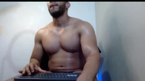 holl latino online show from 05/16/26, 05:56