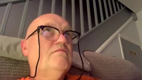 Snapshot of gusher25 chatting on 10/19/25, 07:14 gusher25 online show from 10/19/25, 07:14