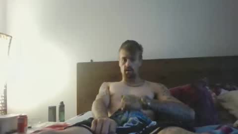 Snapshot of gusmuss chatting on 03/18/26, 11:52 Jamie online show from 03/18/26, 11:52