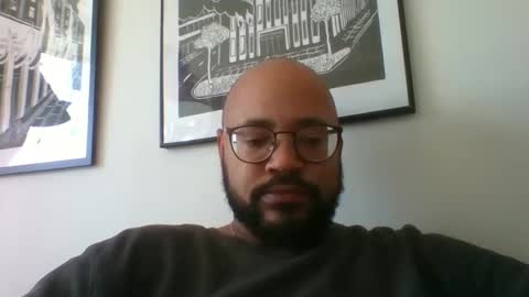 Snapshot of guy_wood15 chatting on 10/02/25, 11:06 guy_wood15 online show from 10/02/25, 11:06