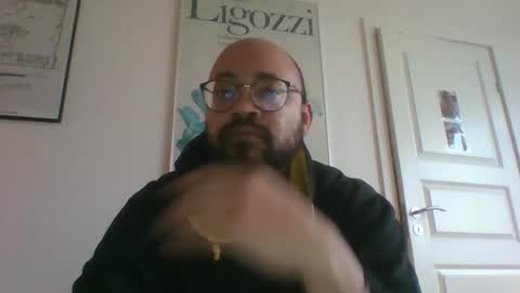 Snapshot of guy_wood15 chatting on 02/05/26, 10:42 guy_wood15 online show from 02/05/26, 10:42