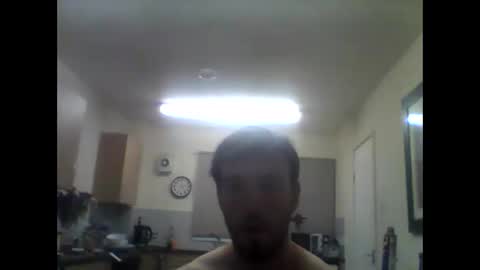 Snapshot of guyhrdd chatting on 06/08/26, 01:20 guyhrdd online show from 06/08/26, 01:20