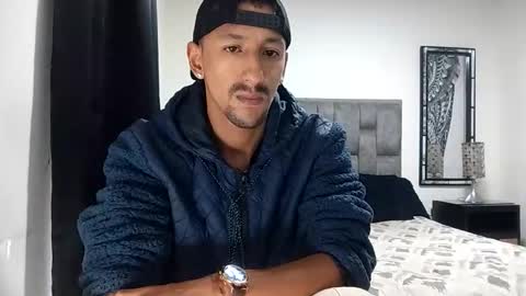 Snapshot of guykarim chatting on 02/02/26, 05:28 karim online show from 02/02/26, 05:28