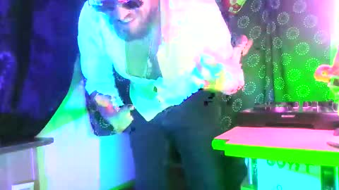 Snapshot of guyst_049 chatting on 02/02/26, 11:47 GuyST049 online show from 02/02/26, 11:47