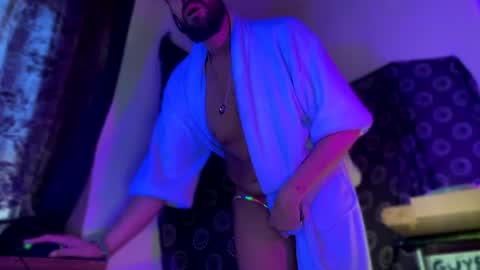 GuyST049 online show from 04/29/26, 07:12
