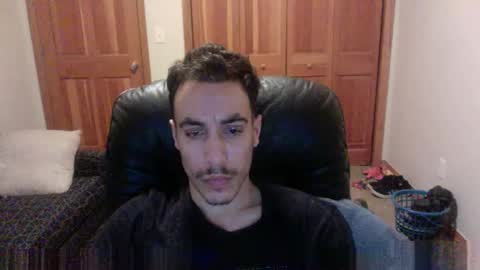 Snapshot of gwalka88 chatting on 12/16/25, 12:59 gwalka88 online show from 12/16/25, 12:59