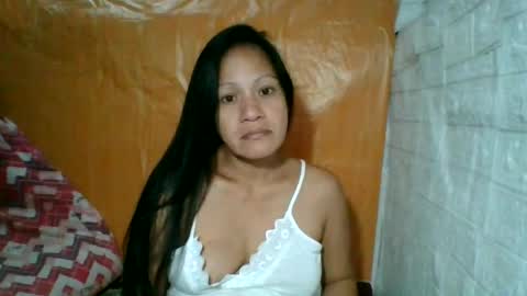 Snapshot of gwenn24 chatting on 06/13/26, 09:02 gwenn24 online show from 06/13/26, 09:02