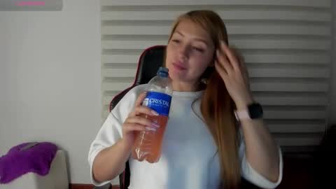   online show from 10/06/25, 03:15