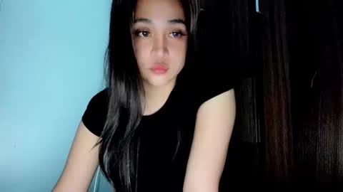 Gwyn online show from 11/21/25, 11:31