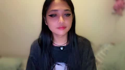 Snapshot of gwynmylove chatting on 06/22/26, 05:10 Gwyn online show from 06/22/26, 05:10