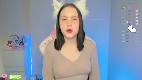 Snapshot of gylaxie chatting on 01/12/25, 12:23 online show from 01/12/25, 12:23