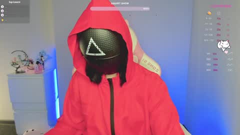 Snapshot of gylaxie chatting on 02/03/25, 10:03 online show from 02/03/25, 10:03