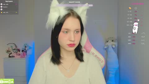 Snapshot of gylaxie chatting on 02/04/25, 09:17 online show from 02/04/25, 09:17