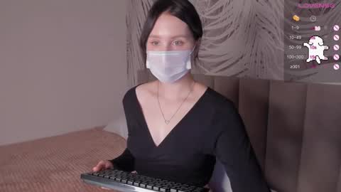 Snapshot of gylaxie chatting on 10/04/25, 10:13 online show from 10/04/25, 10:13