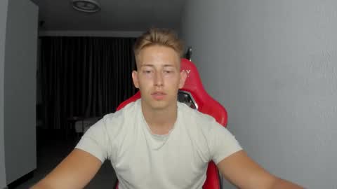 Oliver online show from 11/04/25, 07:46