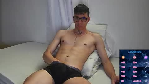 Snapshot of gyo_____ chatting on 01/12/26, 12:32 gyo online show from 01/12/26, 12:32