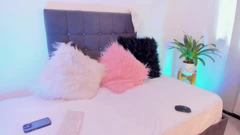 Snapshot of gypsie_velvett chatting on 03/05/25, 07:17 Samy Velvet dayatorres 23 Followme online show from 03/05/25, 07:17