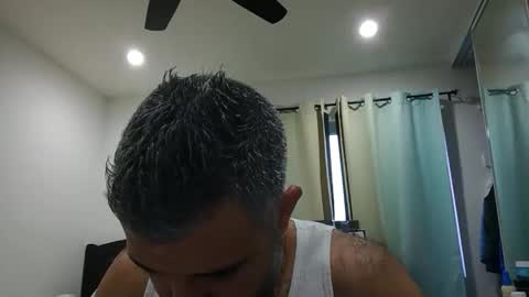 Snapshot of h0nest84 chatting on 01/05/26, 11:30 h0nest84 online show from 01/05/26, 11:30