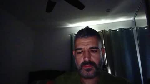 Snapshot of h0nest84 chatting on 01/18/26, 05:39 h0nest84 online show from 01/18/26, 05:39