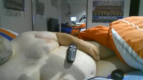 Snapshot of h20976 chatting on 12/23/24, 10:42 h20976 online show from 12/23/24, 10:42