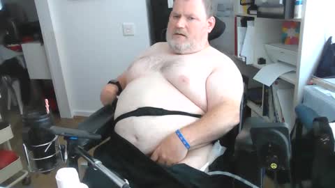 Snapshot of h20976 chatting on 01/26/25, 01:41 h20976 online show from 01/26/25, 01:41