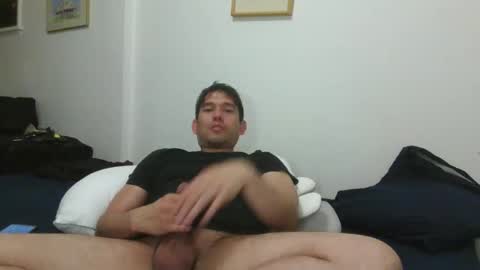 Snapshot of h318151 chatting on 04/26/26, 01:58 h318151 online show from 04/26/26, 01:58