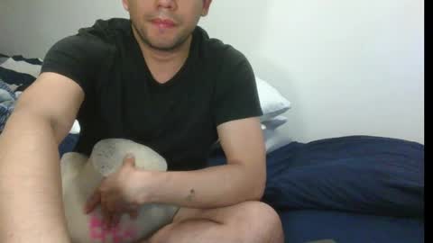 Snapshot of h318151 chatting on 05/01/26, 11:59 h318151 online show from 05/01/26, 11:59