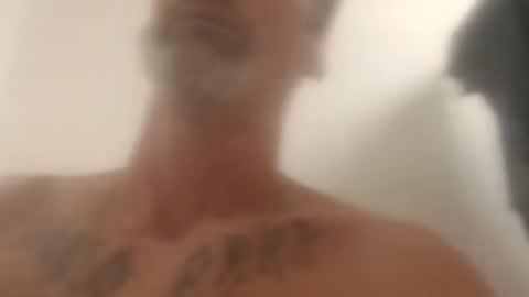 Snapshot of h333th3nz chatting on 03/01/26, 10:50 h333th3nz online show from 03/01/26, 10:50