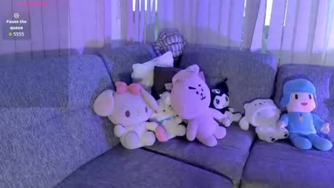 Hello Kitty online show from 05/12/26, 12:13