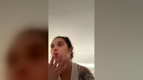 Snapshot of h3nnynlace chatting on 03/13/26, 06:14 h3nnynlace online show from 03/13/26, 06:14