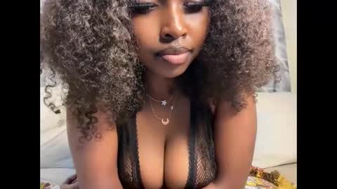 h_o_t_goddess online show from 12/19/25, 04:30