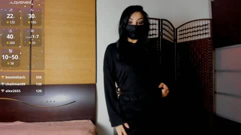 Linda online show from 01/04/25, 02:46