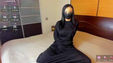 Linda online show from 01/30/25, 03:22