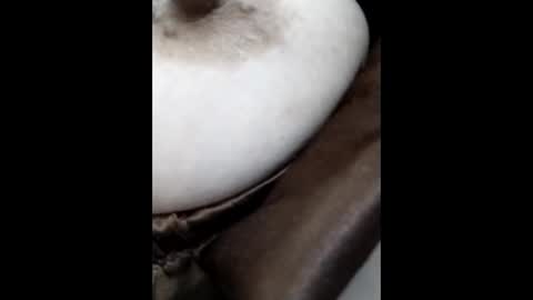 Snapshot of hachi_sweetbabie chatting on 01/14/26, 09:52 hachi_sweetbabie online show from 01/14/26, 09:52