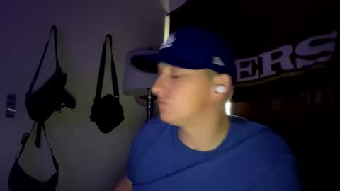 Snapshot of hacket247 chatting on 12/21/24, 12:49 HacKet247 online show from 12/21/24, 12:49