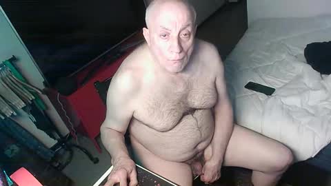 hacknoob62 online show from 10/14/25, 05:58