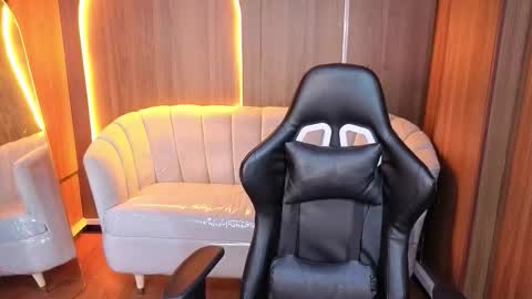 Snapshot of hadda_crazy_b chatting on 02/20/26, 06:26 hadda_crazy_b online show from 02/20/26, 06:26