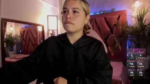 Haely online show from 02/12/25, 11:29