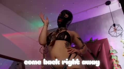 Haely online show from 10/17/25, 11:24