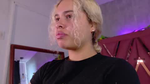 Haely online show from 11/23/25, 11:54