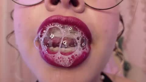 Haely online show from 06/04/26, 11:55