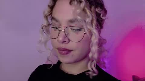 Haely online show from 06/25/26, 04:34