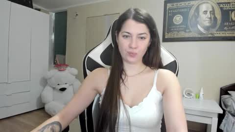 Snapshot of hailey_beauty chatting on 10/09/25, 07:34 Sk pe Anya388109 online show from 10/09/25, 07:34