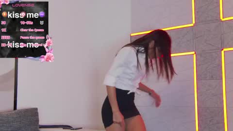 HaileyPeach online show from 05/03/26, 05:30